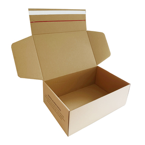 Embalaje de papel de Caja Postal autosellante reciclable marrón personalizado para ropa y ropa interior con logotipo para envío - Product Image 1