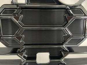 <span class=keywords><strong>Precio</strong></span> de fábrica 4WD Offroad Accesorios Rejilla de coche para <span class=keywords><strong>Land</strong></span> <span class=keywords><strong>Cruiser</strong></span> LC300 Series 2021 + <span class=keywords><strong>GR</strong></span> <span class=keywords><strong>Sport</strong></span> Style 4x4 ABS Black Grille - Product Image 6