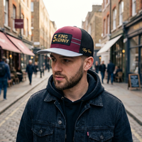 Topi Trucker 5 Panel Warna Oranye Navy Berkualitas Tinggi dengan Patch Balap Custom, Bordir Emas di Samping, Model A-Frame, Jaring, Snapback, Dilengkapi Label Kotak