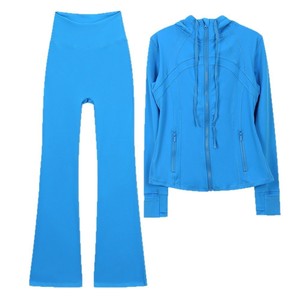 Ensemble de sport et yoga élastique pour femme : veste, pantalon évasé et haut à manches longues – Tenue de fitness et course deux pièces - Product Image 3