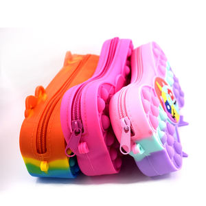 Nuevos Accesorios de Papelería, Estuche Escolar de Silicona Suave y Bonito, Estuche de Múltiples Formas para Niños - Product Image 5