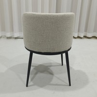 Chaise de salle à manger moderne rembourrée avec base en fer