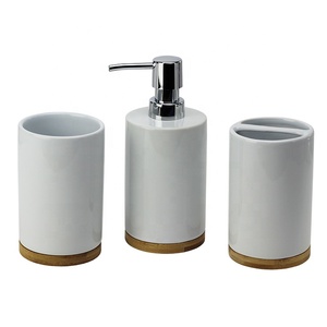 Accessori da bagno in ceramica di lusso BX set di accessori da bagno bianco opaco con base in bambù - Product Image 4