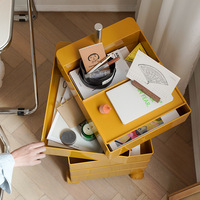 Meuble de Rangement Rotatif, Étagère Mobile, Chariot pour Appartement Compact, Table de Chevet sur Roulettes, Design Moderne, Optimisation de l'Espace, Salon