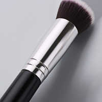 Pinceau Kabuki Plat de Luxe en Cheveux Synthétiques pour Fond de Teint et Correcteur, Manche en Bois, Grande Taille, Vente en Gros