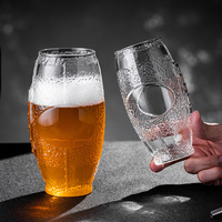 480ml/16oz 독특한 디자인의 창의적인 축구공 모양 재미있는 축구공 16온스 맥주잔 유리컵 유리제품 유리 축구 머그잔 맥주잔 머그컵