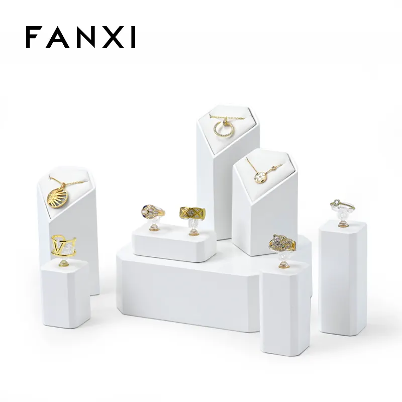 FANXI, soporte de exhibición de joyería de lujo personalizado, soporte de anillo de Metal dorado y plateado, soporte de collar al por mayor