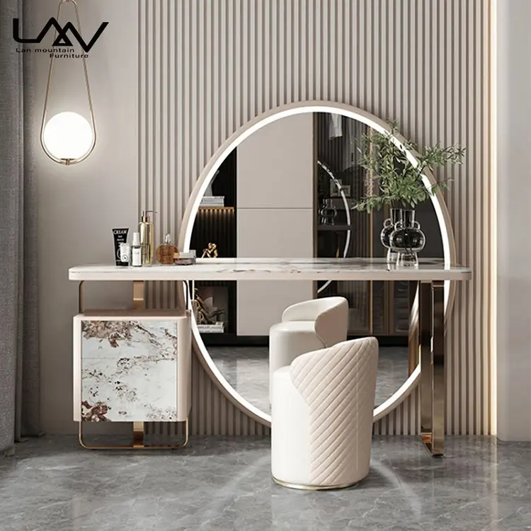 Coiffeuse de luxe minimaliste, table de maquillage moderne en marbre avec cadre métallique et miroir LED
