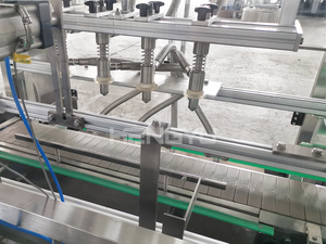 Máquina automática de producción de botellas de plástico PET, llenado de agua y bebidas, 5L - Product Image 2