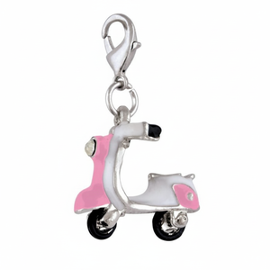 Ciondolo Vespa in Argento Placcato con Smalto Rosa, Accessorio di Gioielleria alla Moda - Product Image 2
