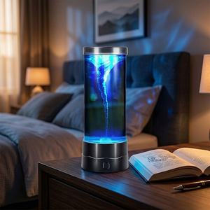 Lampe LED Tornado à Alimentation USB, Lumière LED Multicolore, Lampe Tornado Rotative à 7 Couleurs Changeantes pour Décoration de Chambre d'Étudiant, Jouet de Bureau Hypnotique - Product Image 1