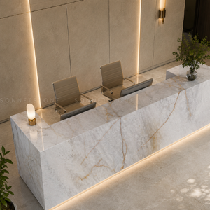 Quartzite cristallin rétroéclairé blanc avec veinage doré et transmission lumineuse exceptionnelle pour un intérieur de style bijou - Product Image 4