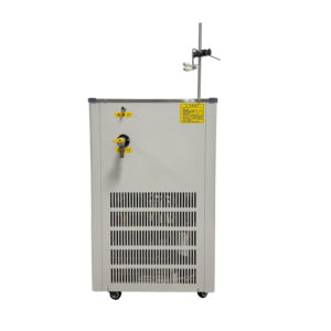 Circulateur thermostatique à affichage numérique électrique Chauffe-<span class=keywords><strong>huile</strong></span> 10L <span class=keywords><strong>2000W</strong></span> Certifié CE <span class=keywords><strong>Bain</strong></span>-marie de laboratoire pharmaceutique - Product Image 2