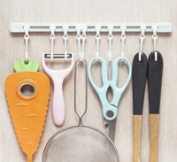 Crochets en plastique robustes en forme de S pour rangement de cuisine, support à crochets coulissants simples, fixation par perçage, outils de fixation pour porte arrière