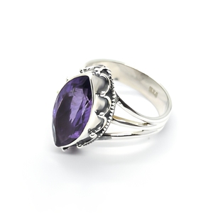 Vintage 925 Silver Amethyst Ring Pear Cut Bezel Setting Women's Gemstone Ring Everyday Wear - Product Image 1