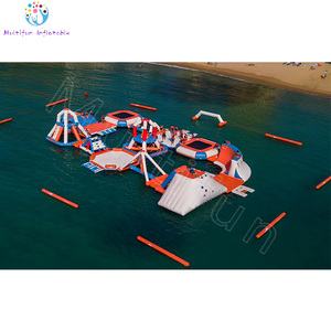 Isla inflable de parque acuático flotante gigante personalizable fabricada para ocasiones marítimas - Product Image 1