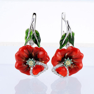 Orecchini a Fiore Sbocciato per Donne, Aspetto Smaltato Floreale, Eleganti per Uso Quotidiano, Accessori di Moda - Product Image 1