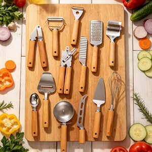 Frusta in Acciaio Inossidabile con Manico in Legno - Utensile da Cucina Sicuro per Alimenti, Ideale per Impastare <span class=keywords><strong>Pizza</strong></span> e Sbattere Formaggio - Product Image 1