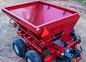 Épandeur de pneus de camion/Épandeurs d'engrais montés sur tracteur - Product Image 4