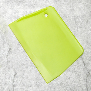 Grattoir <span class=keywords><strong>à</strong></span> <span class=keywords><strong>pâte</strong></span> trapézoïdal <span class=keywords><strong>en</strong></span> plastique vert grattoir <span class=keywords><strong>de</strong></span> bord <span class=keywords><strong>de</strong></span> <span class=keywords><strong>gâteau</strong></span> <span class=keywords><strong>en</strong></span> plastique coupe-<span class=keywords><strong>pâte</strong></span> grattoir beurre crème lisseur - Product Image 6