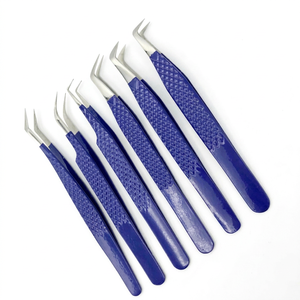 Pince à épiler pour extensions de cils ARMA INTERNATIONAL, logo personnalisé, acier inoxydable de haute qualité, poignée diamantée, pointe fine, volume durable - Product Image 1