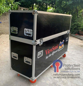 Aluminum Frame <b>LED</b> Screen Flight Case with Large <b>Ball</b> Corners and Heavy Duty Wheels for Safe Monitor Transport and Storage - Product Image 4