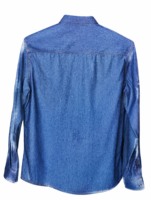 Kemeja Denim Biru Motif Bunga Pria Lengan Panjang Gaya Vintage Kancing Depan dengan Kerah Berkancing dan Detail Bordir di Dada untuk Musim Semi