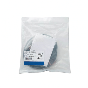 Controlador PLC Gold Seller E2E-X1R5E1-Z, Módulo Servidor, Comunicación Modbus, E/S, 1 Memoria, 1 Nuevo Original, Disponible en Alemania - Product Image 1