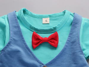 Vêtements pour bébés en gros, t-shirt décontracté pour garçon, gilet, pantalon en jean, ensembles de robes, costume 3 pièces - Product Image 2