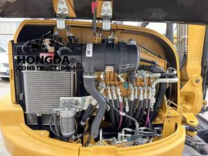 Mini excavadora Cat 304E de segunda mano a la venta, 4 toneladas de peso operativo, buen estado, rodamiento de Motor central para áreas de trabajo estrechas - Product Image 2