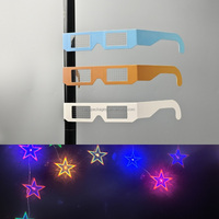 Lunettes de diffraction-Une flèche à travers les verres de diffraction en carton en papier à effet de coeur