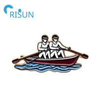 Épinglette en métal émaillé en forme de bateau à rames, souvenir, badge sportif, broche, pagaies de bateau à rames personnalisées, badge d'équipe