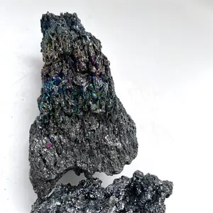 Sette campioni minerali a grappolo grezzo minerale di colore Carborundum Rainbow Rock Stone per la decorazione domestica