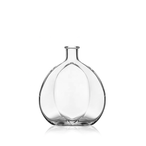 Bouteille en verre FEROE 700ML F 23 - Product Image 1