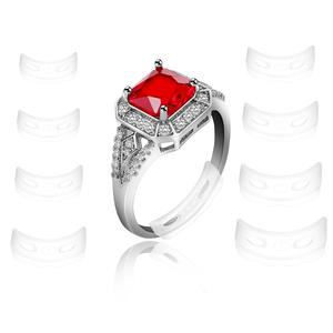 <span class=keywords><strong>Réducteur</strong></span> <span class=keywords><strong>de</strong></span> taille <span class=keywords><strong>de</strong></span> <span class=keywords><strong>bague</strong></span> <span class=keywords><strong>invisible</strong></span> en gros pour ajuster les bagues trop grandes, s'adapte à toutes les bagues, protège et réduit la taille - Product Image 2