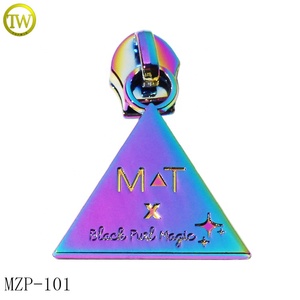 压铸袋拉手拉链标签批发logo空白品牌拉链魅力外套装饰 - Product Image 5