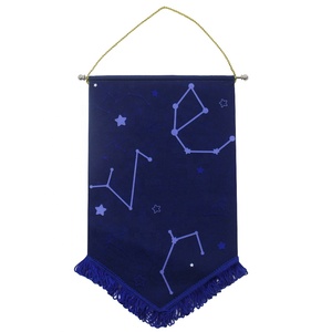 Prezzo di vendita personalizzato all'ingrosso bandiera ricamata a mano Parade Marching Band Hanging Banner Outdoor Hanging Wall Flag - Product Image 2