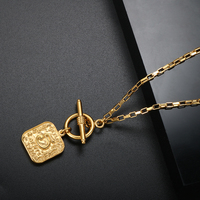 Collier à Long maillons avec fermoir en or 18k, en acier inoxydable, plaqué or 18k, pendentif en forme de chiffres carrés et lettres