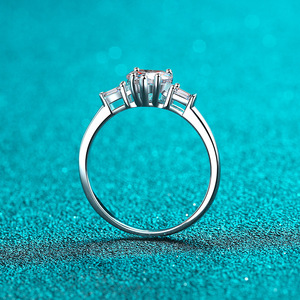 Ventas directas de fábrica S925 Anillo de compromiso en forma de corazón para mujer de plata Pt950 Platinum <span class=keywords><strong>Meson</strong></span> Anillo de moissanita al por mayor - Product Image 3