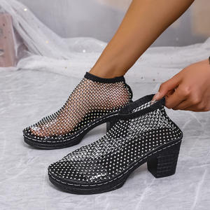 Nouvelles sandales à talon compensé et bride en T, style 2026, ajourées, tendance, incrustées de diamants, sexy, intemporelles, pour femme, hiver, été, printemps - Product Image 2