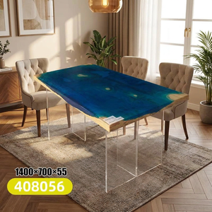 Mesa de Resina Epoxi Transparente Azul de Gran Tamaño, Moderna y de Lujo, con Madera de Nogal Sudamericano - Product Image 3