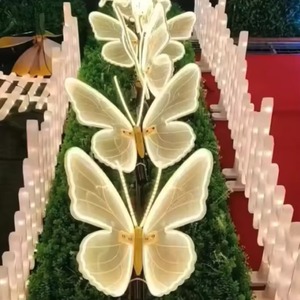 Luces LED Púrpuras Dinámicas con Temática de Mariposas para Parques, Iluminación Decorativa Perfecta para Festivales y Navidad al Aire Libre - Product Image 1