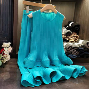 Hong Kong lotus leaf flap moda senza maniche gilet top + gonna a pieghe alla moda set due pezzi - Product Image 2