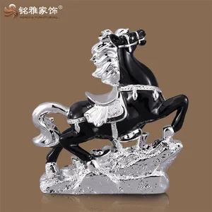Artisanat en résine sculpture de cheval grandeur nature bureau entreprise cadeau partenaire maison ornement fournisseur Chinois