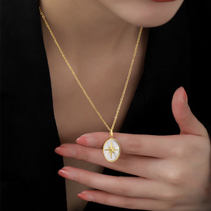 Gran oferta <span class=keywords><strong>de</strong></span> acero inoxidable para mujer, estrella <span class=keywords><strong>de</strong></span> anís chapada en oro, collar <span class=keywords><strong>de</strong></span> Fritillary <span class=keywords><strong>de</strong></span> concha blanca ovalada, cadena <span class=keywords><strong>de</strong></span> clavícula - Product Image 1
