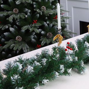 Guirlande de Noël en PVC blanc vert pointu avec pommes de pin et baies rouges, décoration intérieure pour salon - Product Image 6