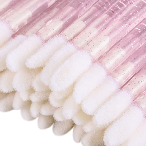 Venta al por mayor cristal <span class=keywords><strong>transparente</strong></span> brillo mango lápiz labial aplicador rosa azul verde Color nailon cepillo <span class=keywords><strong>de</strong></span> labios desechable 50 Uds - Product Image 6