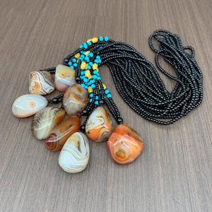 Batu Onyx Poles Bentuk Bebas 3-4.5cm, Batu Akik Sardonyx Grosir, Batu Permata Liontin - Product Image 6