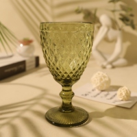 Groothandel Overzeese Donker Khaki Glazen Vintage Retro Geëmbosseerde Handgeblazen Wijnglazen 340ml Capaciteit voor Bruiloft Feest Huisdecoratie