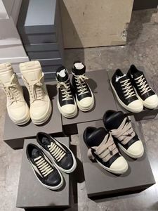 Botines Planos de Caña Alta Sin Cordones - Zapatos Deportivos de Lujo Casuales para Hombre, Negros, Ligeros, Desodorantes, a la Moda - Product Image 3